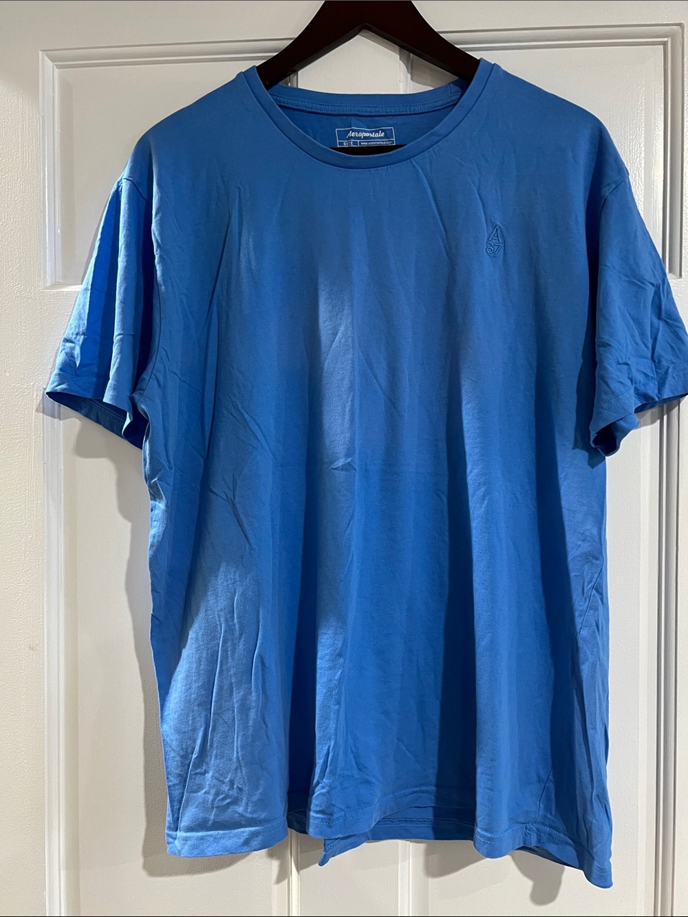 Aeropostale Men's Short Sleeve Tee in Bright Blue